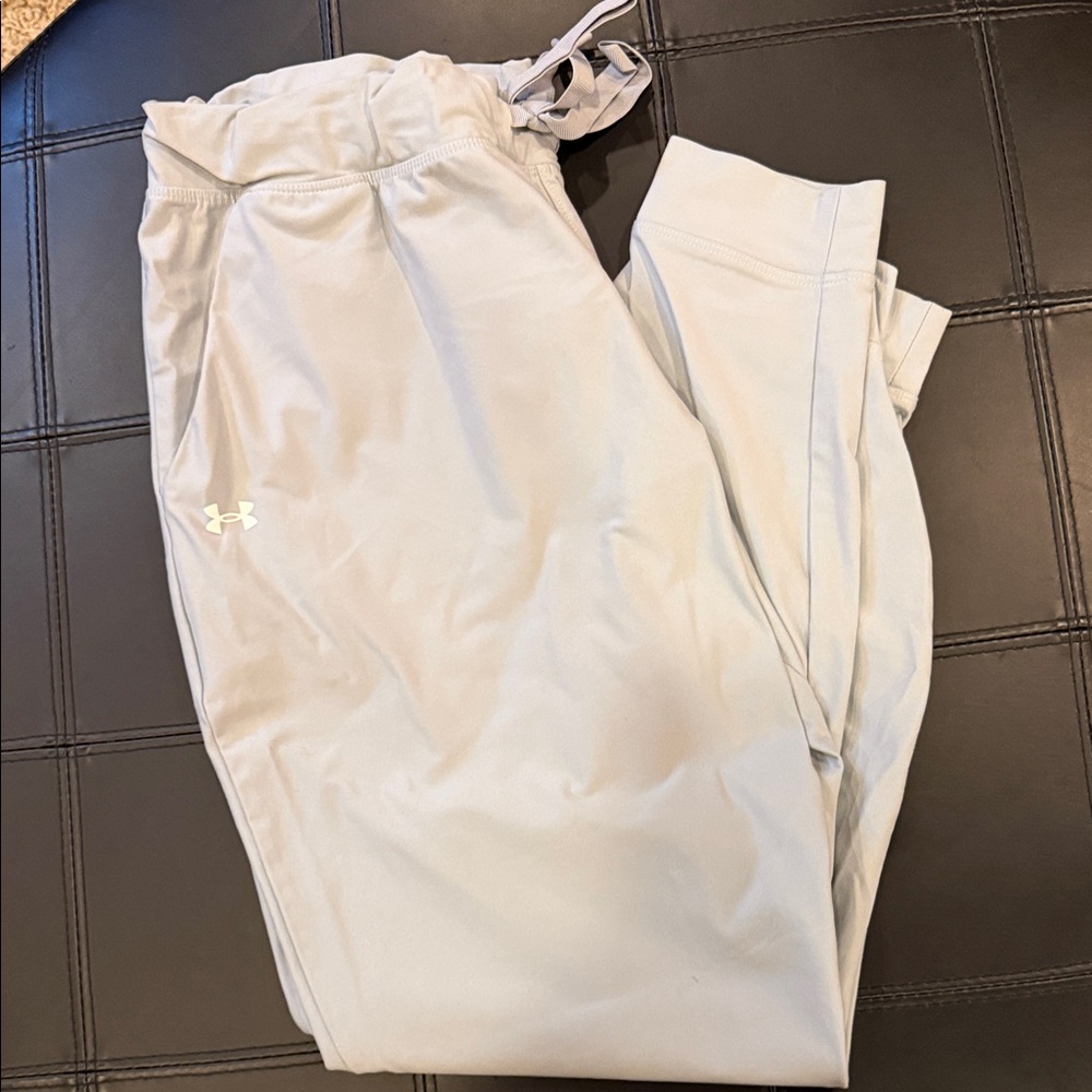 Under Armour Light Gray Athletic Pants